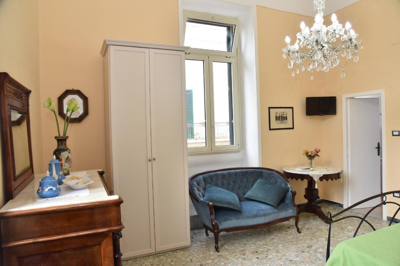 Rosaria Suite & Rooms Lecce Ngoại thất bức ảnh