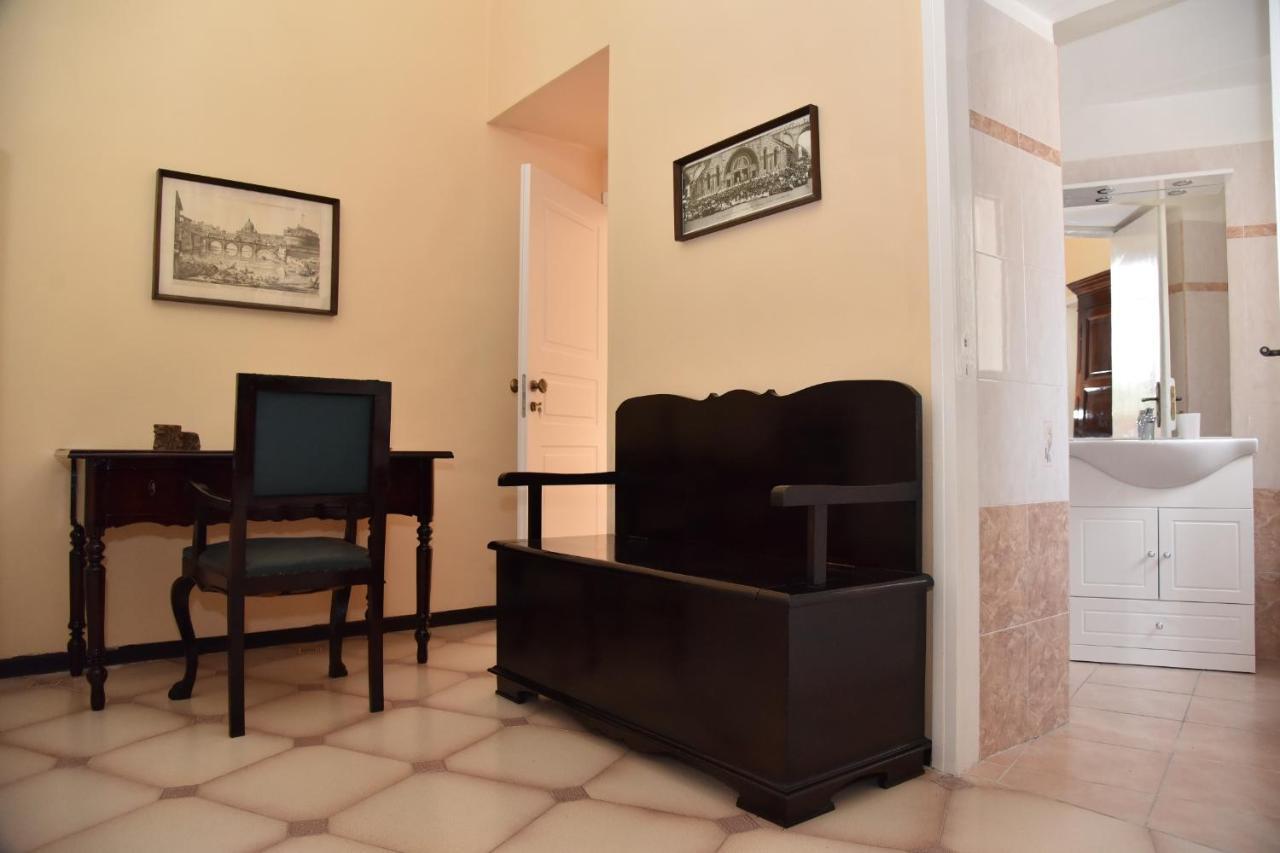 Rosaria Suite & Rooms Lecce Ngoại thất bức ảnh